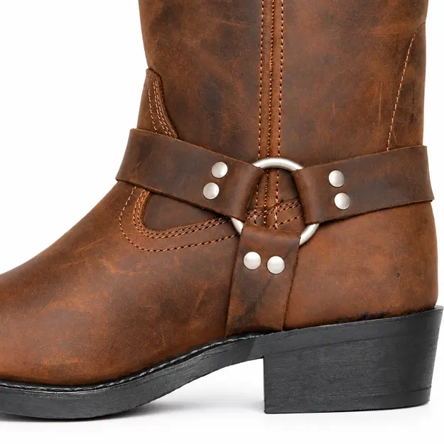 Bottes cowboy homme marron clair à harnais, détail du harnais à anneau