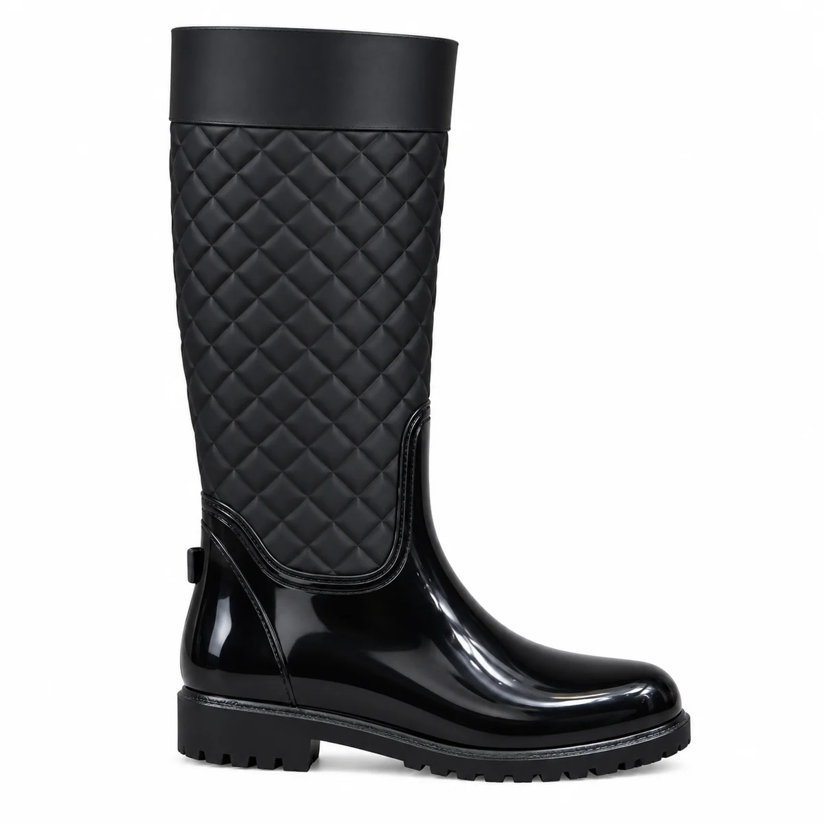 Bottes de pluie noires à losanges matelassés vues de profil sur fond blanc.