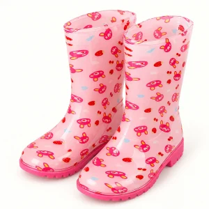 Paire de bottes de pluie rose clair à motifs lapins et fraises