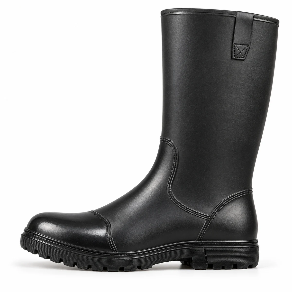 Vue de profil des bottes de pluie noires à bride au col sur fond clair.