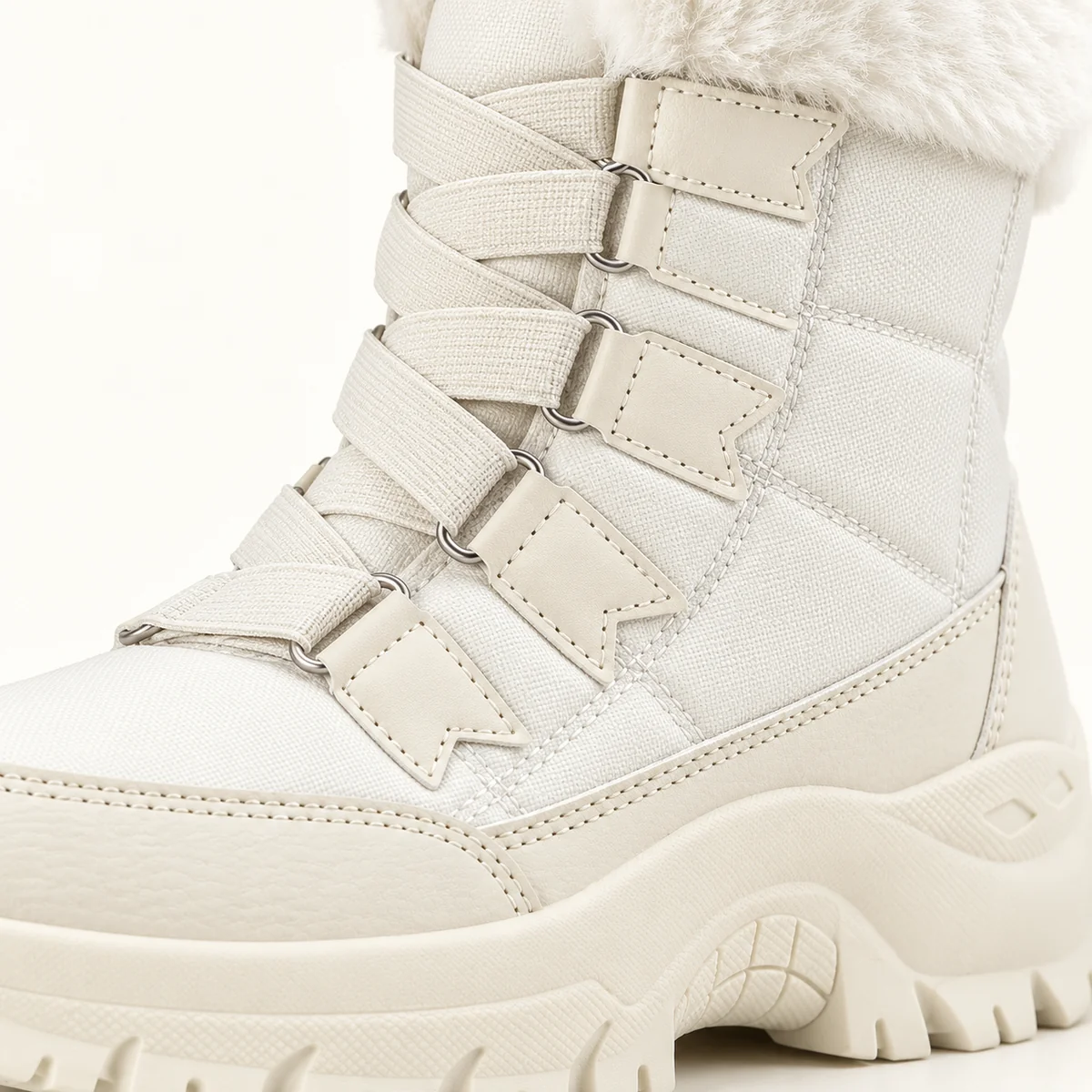 bottes femme beiges fourrees a lacets 44609 10b detail