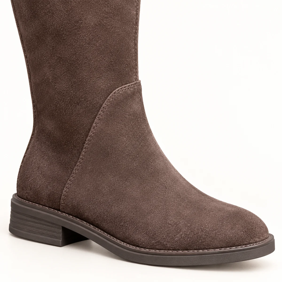 bottes femme marron a zip et finition 44599 10a detail