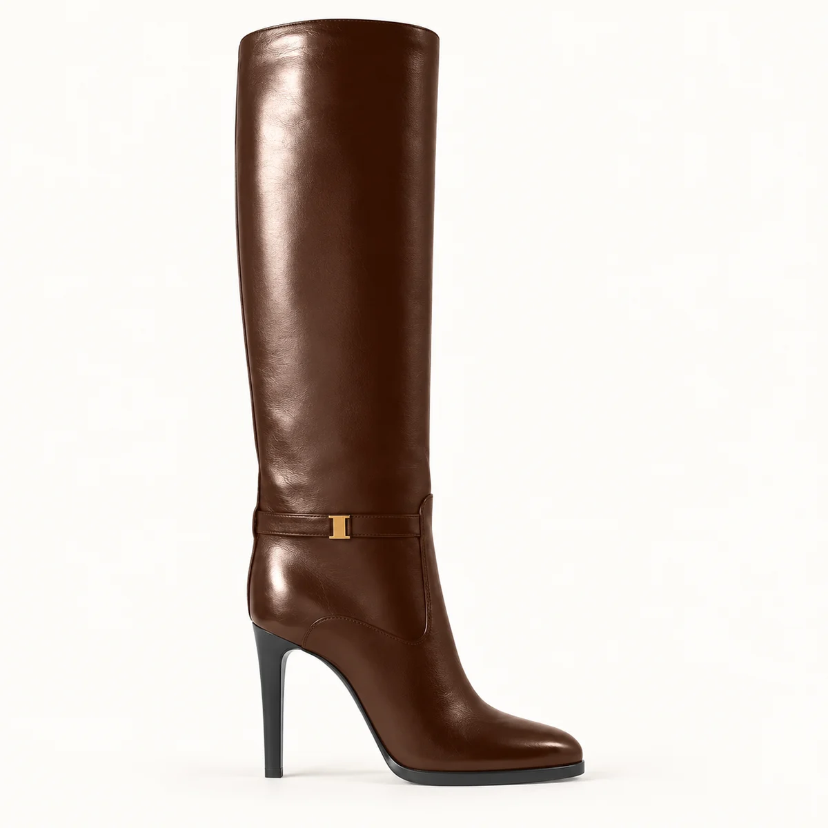 Bottes longues marron pour femme à talon fin stylisées et modernes