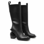 Bottes femme noires à talon cœur et bout carré