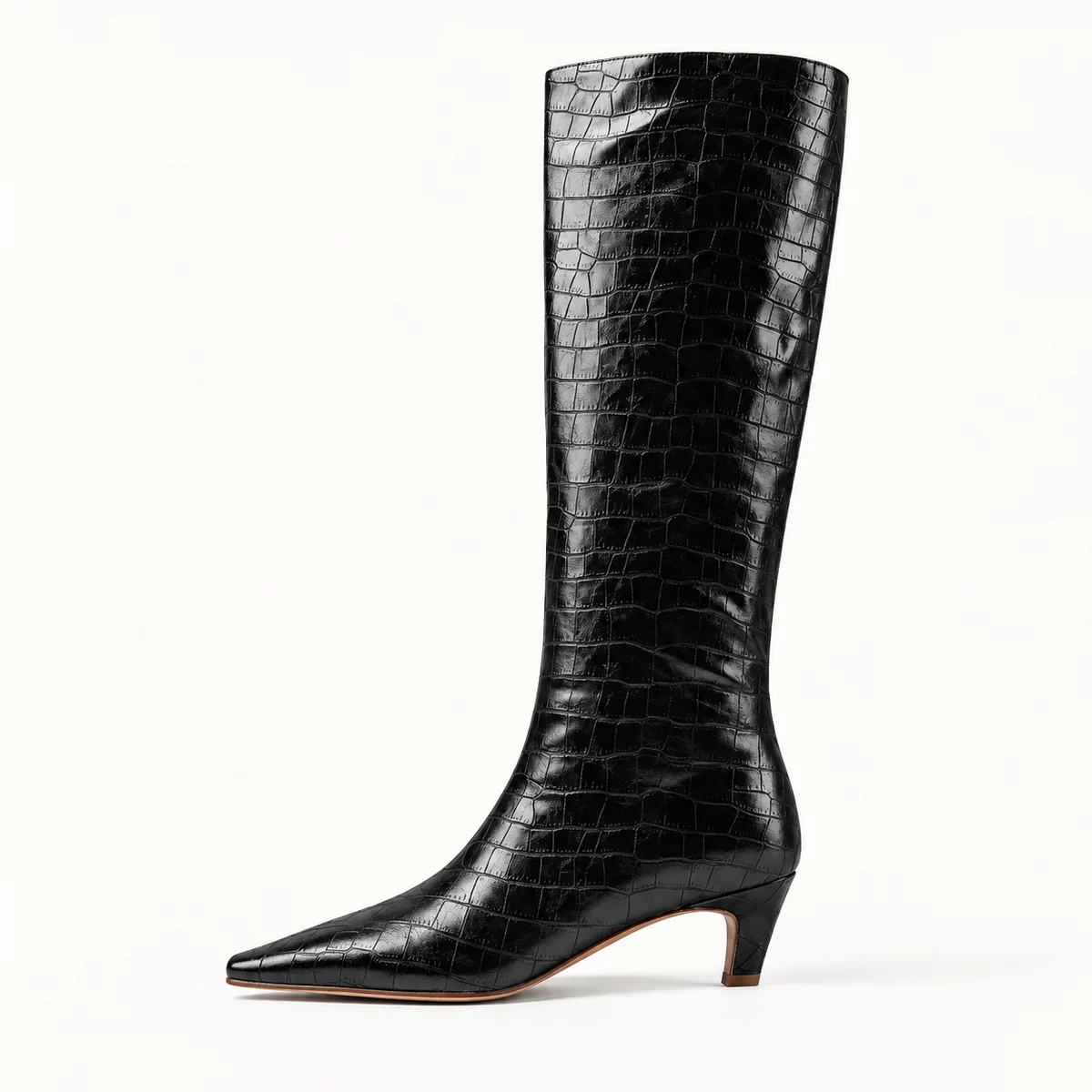 Bottes noires féminines en cuir effet crocodile avec talon bas effilé