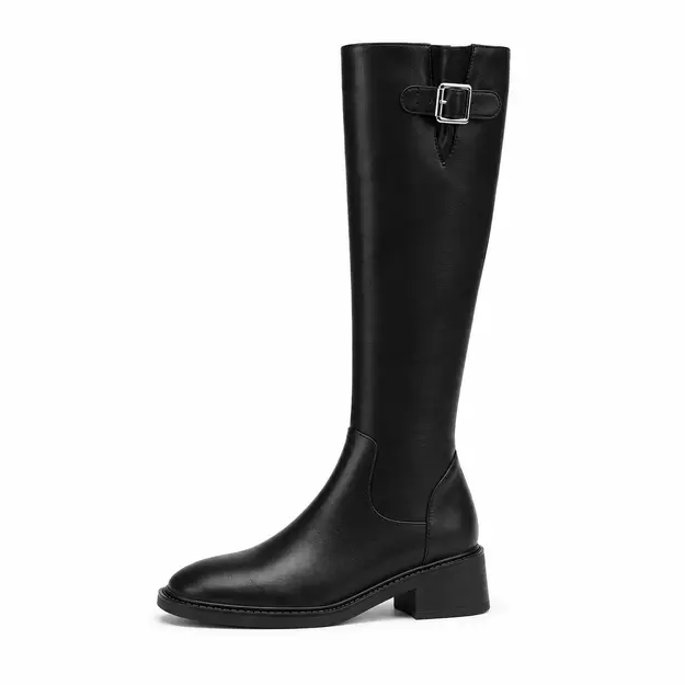bottes femme noires fourrees a grande boucle vue de profil sur fond blanc 44736