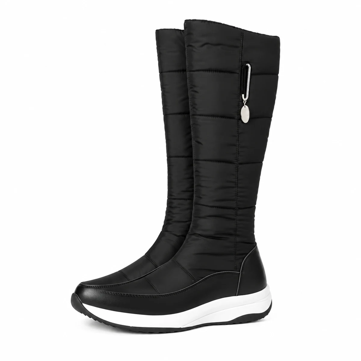 Bottes femmes élégantes noires avec aspect matelassé et intérieure fourrée