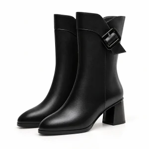 Bottes femme noires fourrées avec revers et boucle élégantes