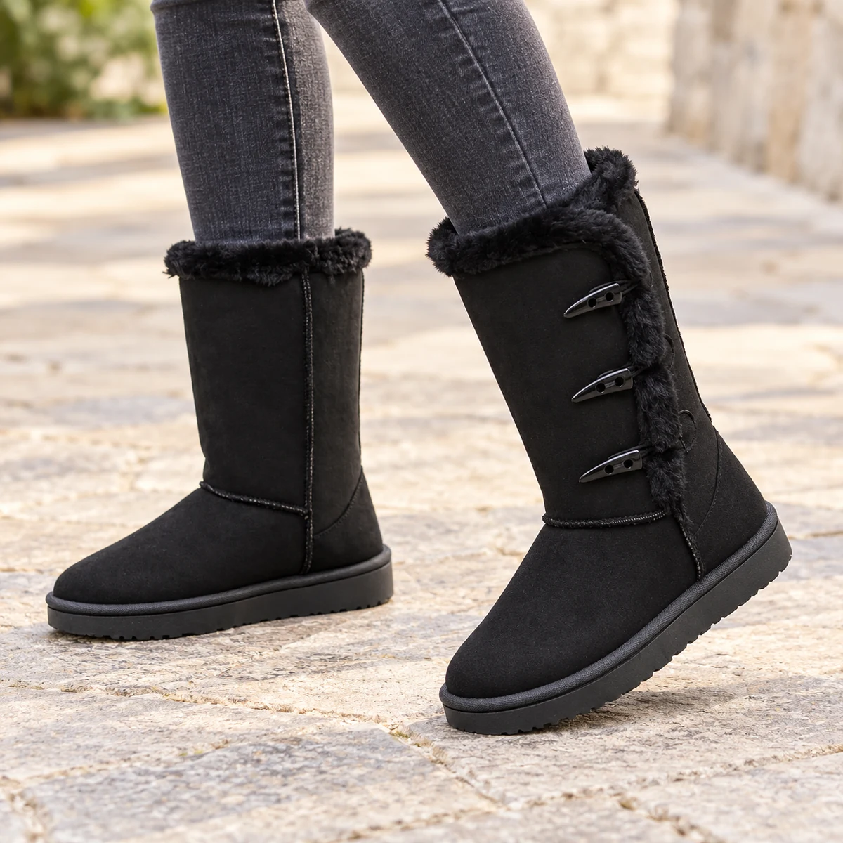 Chaussures femme noires fourrées à trois brides confortables