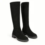 Bottes femme noires veloutées avec semelle crantée pour un style chic