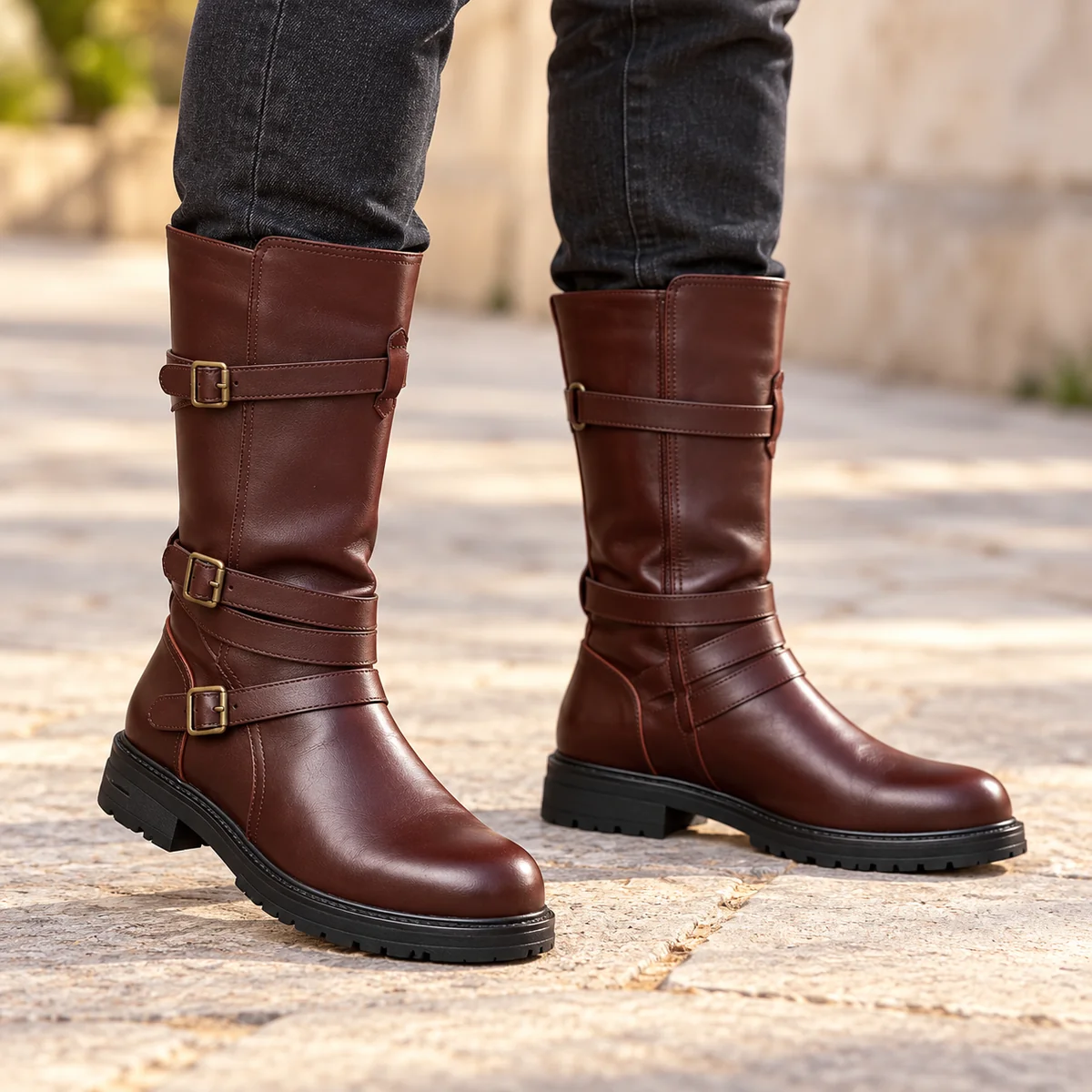 Chaussures homme marron avec brides et boucles en cuir souple