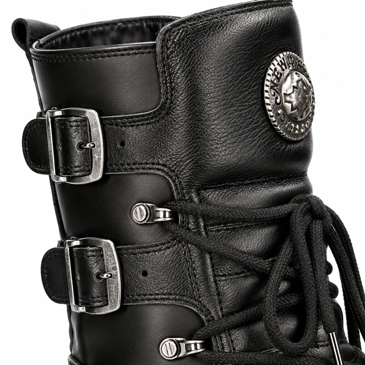 Chaussures hommes noires en cuir avec boucles et semelle épaisse robustes
