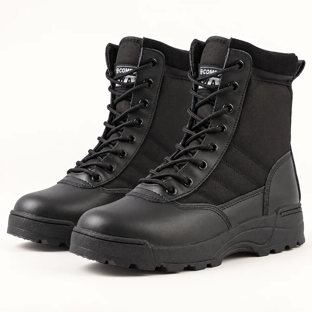 Bottes homme noires à lacets de style militaire en cuir