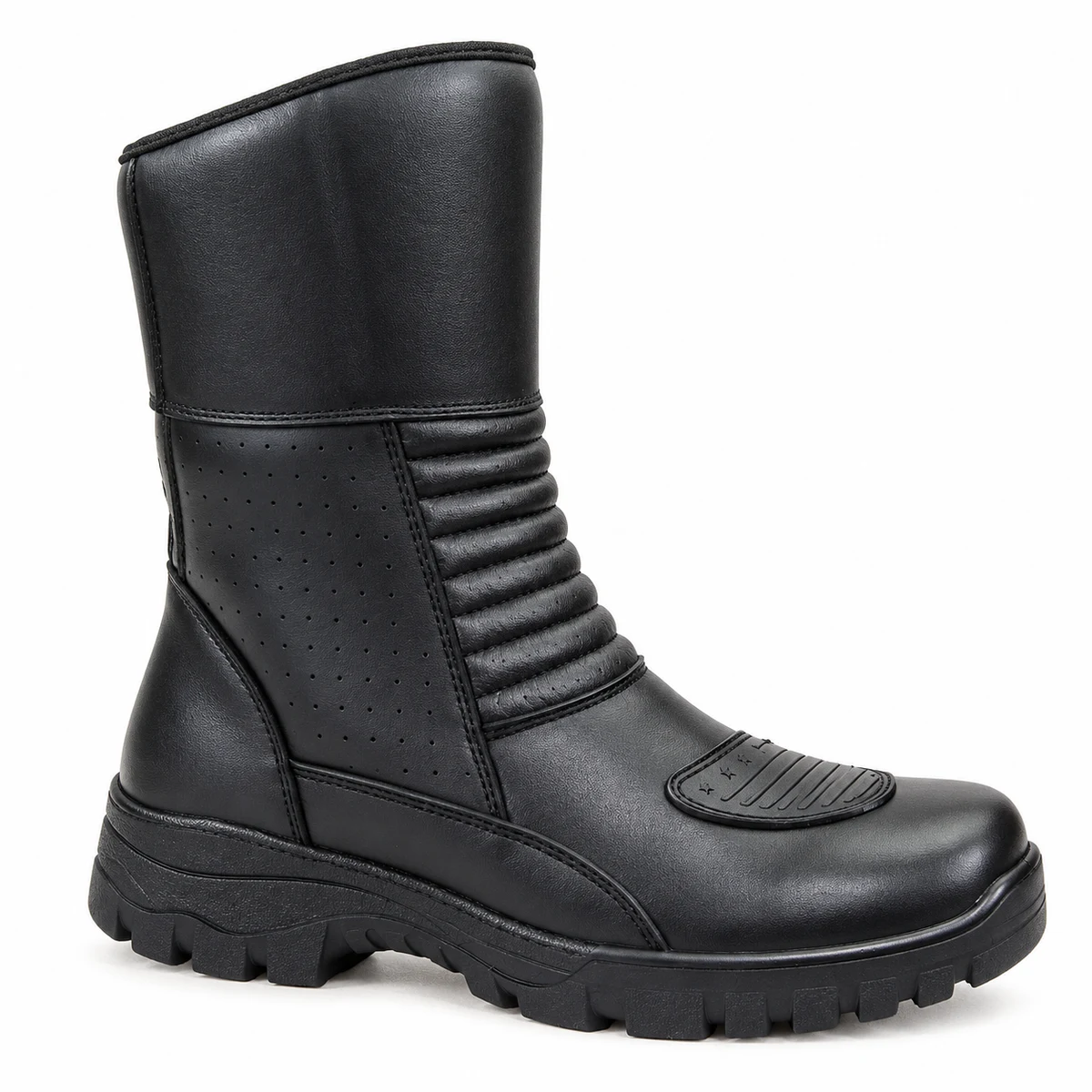 Bottes noires à plis visibles et semelle crantée robustes pour l'hiver