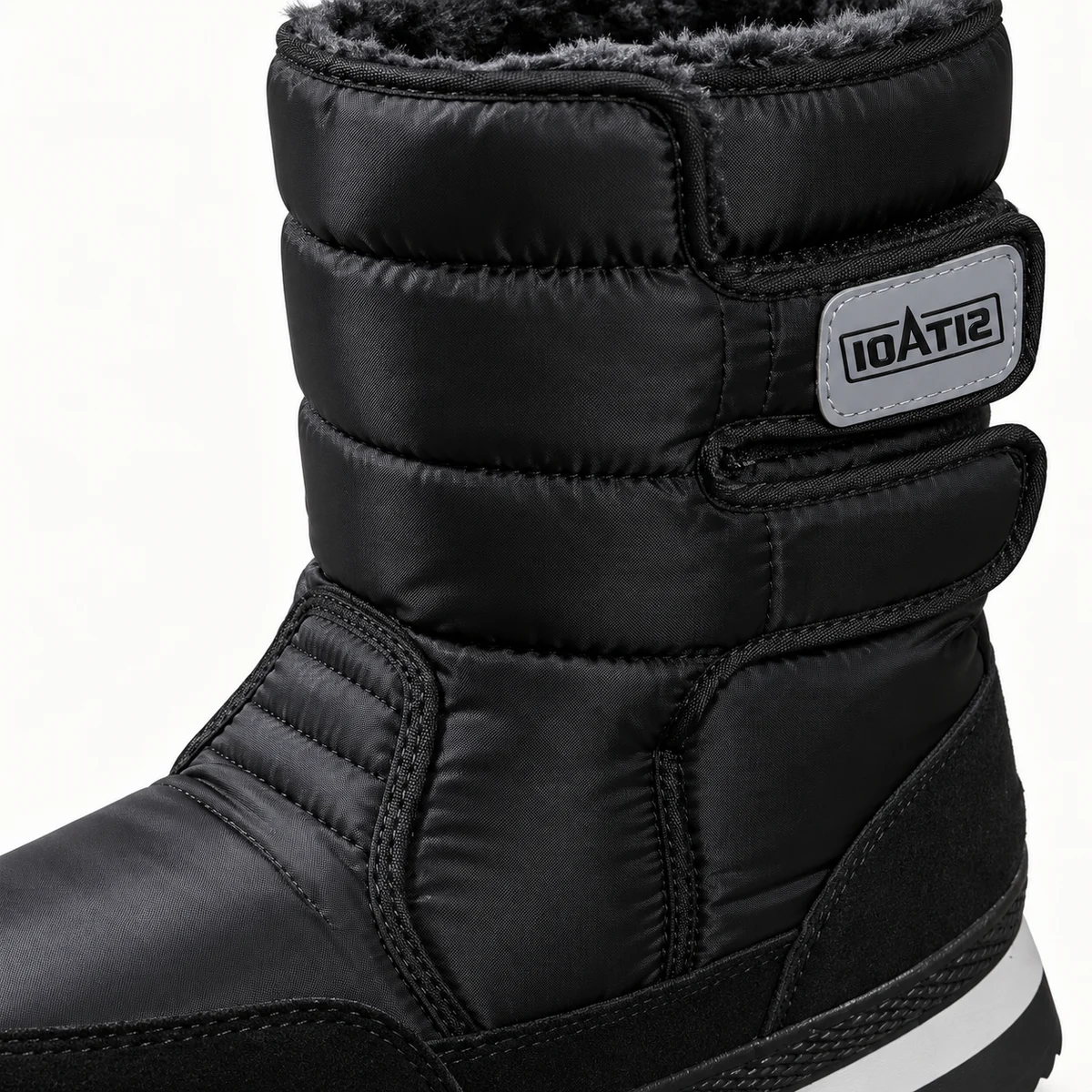 Bottes mixtes noires fourrées avec décoration matelassée élégante