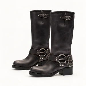 Bottes motardes femme noires à brides et anneau avec semelle robuste
