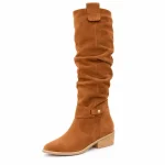 bottes western femme a petit talon marron tige haute vue de trois quarts sur fond blanc 45120