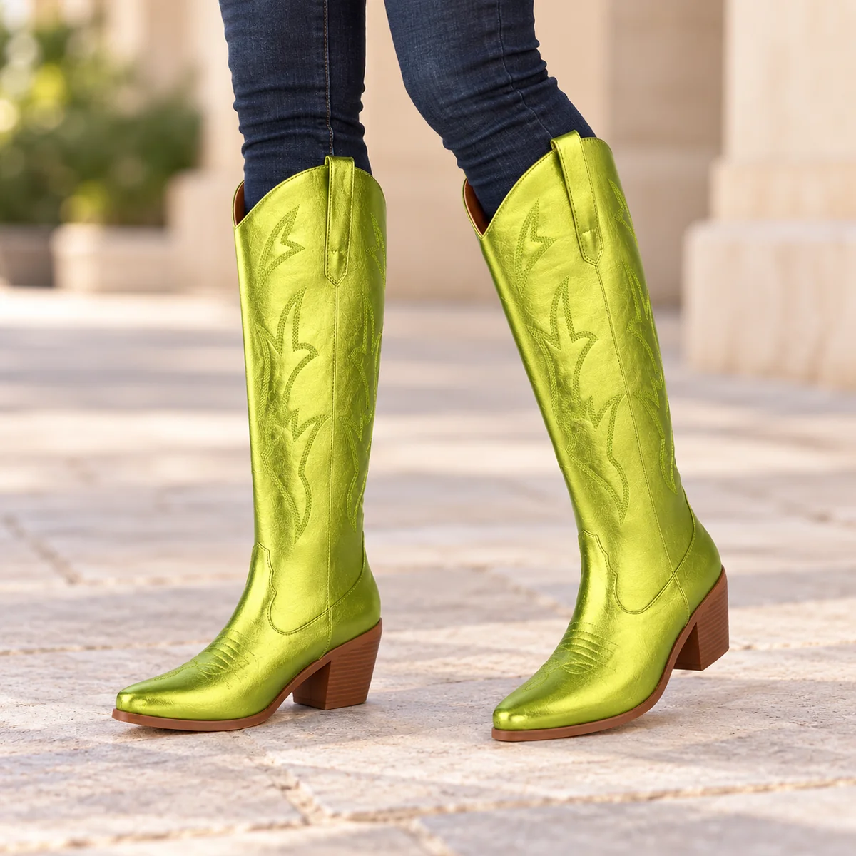 Chaussures western femmes vertes brodées à talon élégant