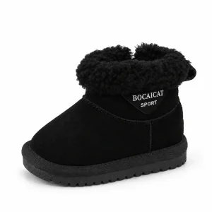 Bottines bébé noires fourrées avec zip et col pelucheux en gros plan