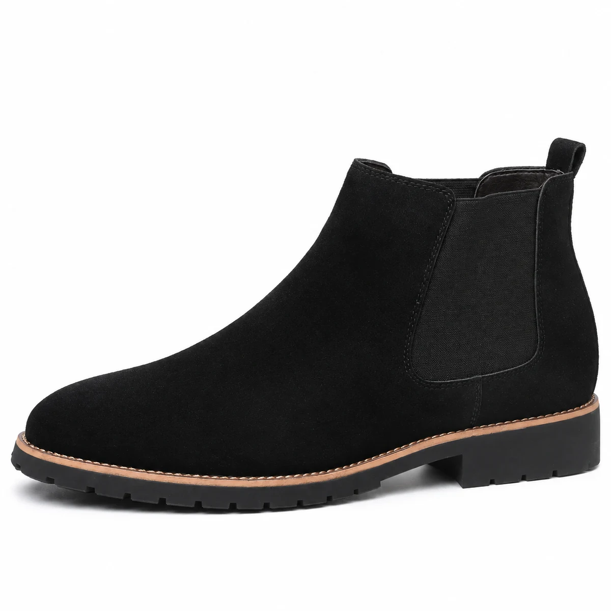 Vue de face des bottines Chelsea homme noires avec semelle robuste et élégante