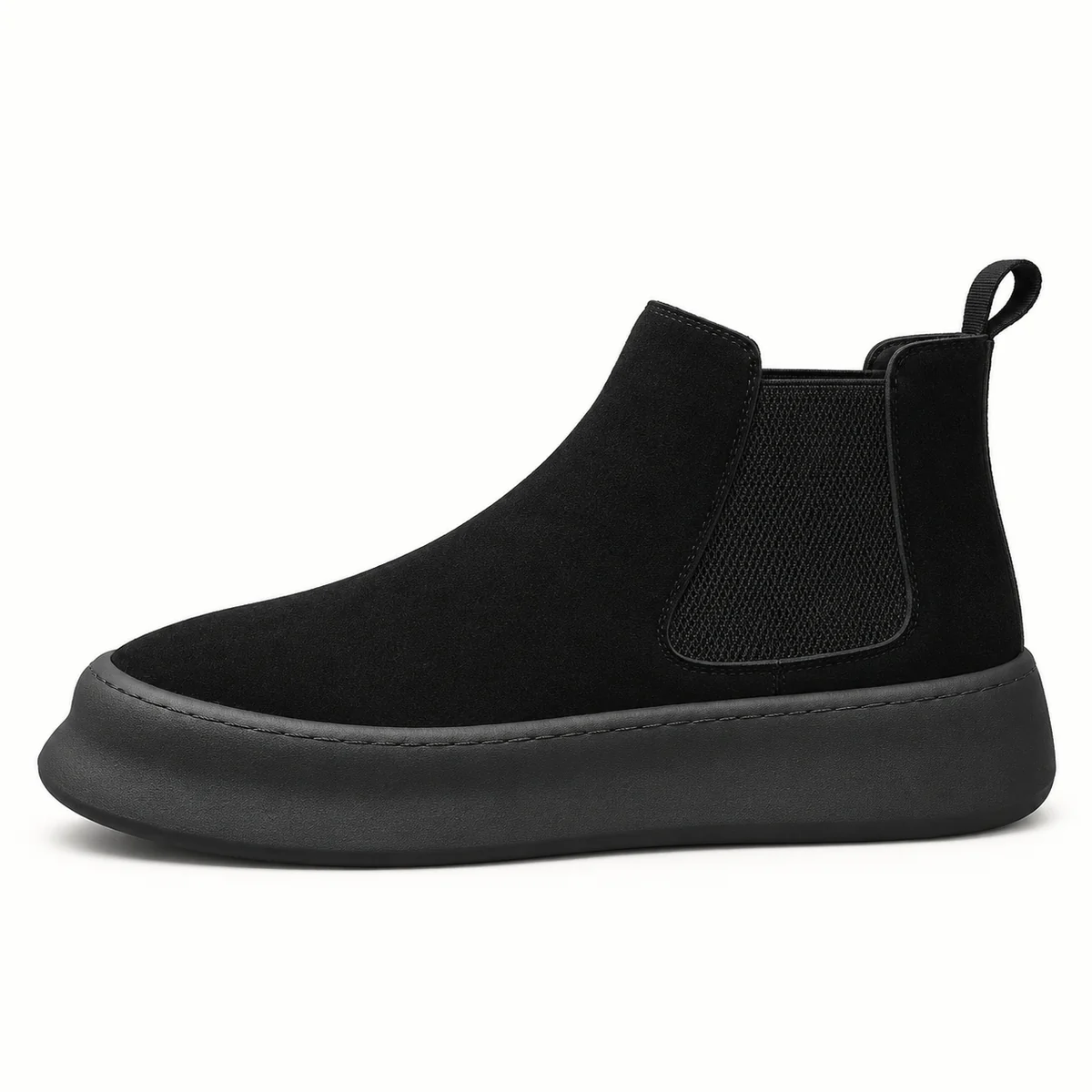 Vue de côté d'une paire de bottines Chelsea noires pour homme en matière veloutée