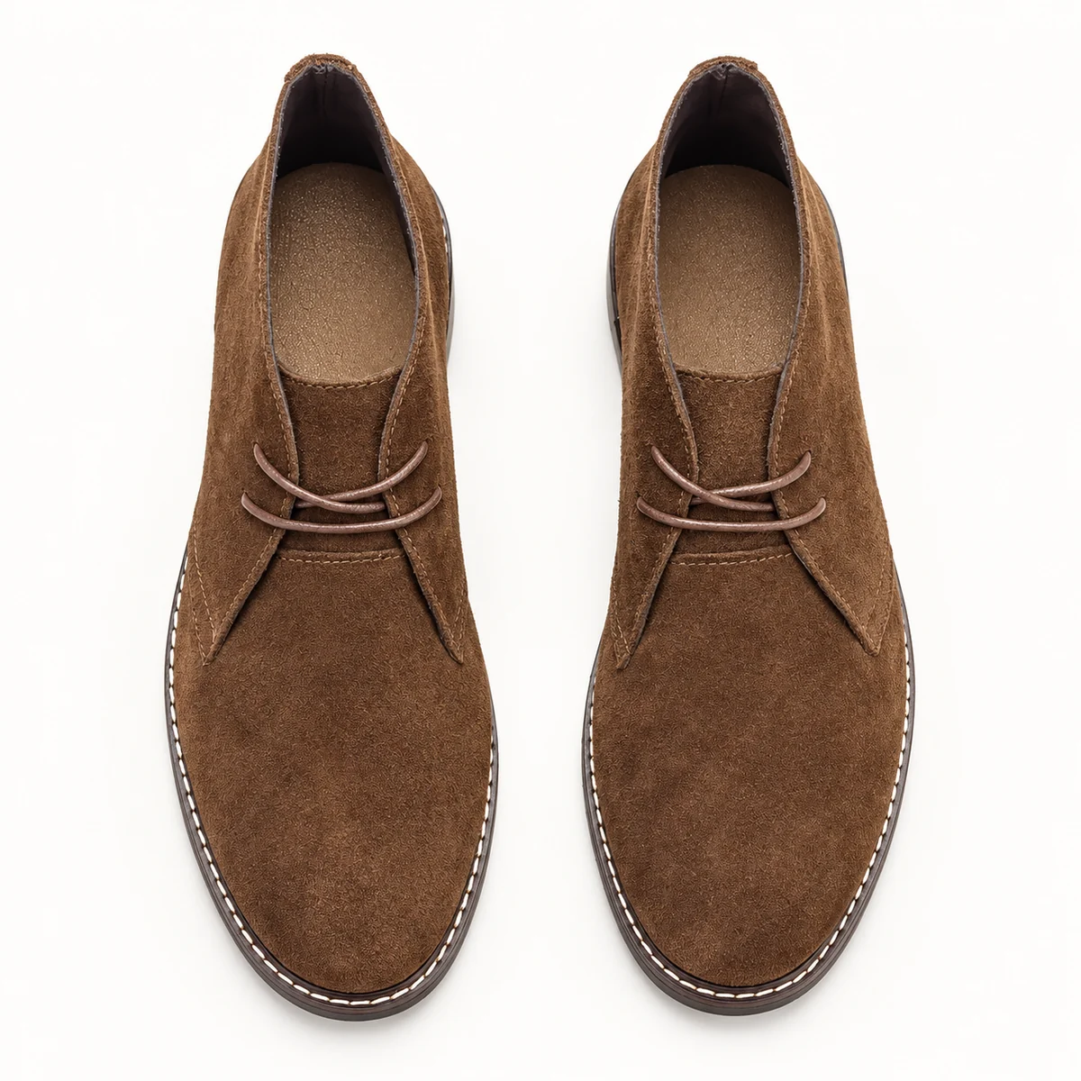 Chaussures hommes en marron chaîne chukka à lacets et finition veloutée