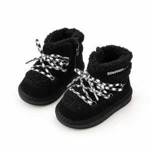 Bottines enfant noires fourrées avec lacets contrastants pour l'hiver