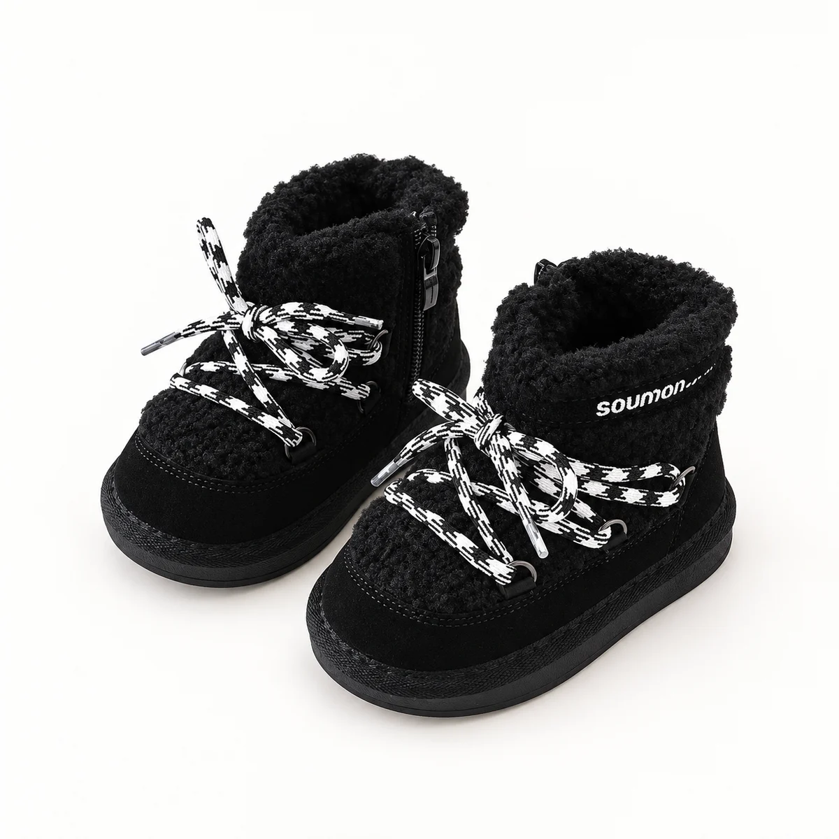 Bottines enfant noires fourrées avec lacets contrastants pour l'hiver