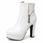 Bottines femme blanches à plateforme avec talon carré élégantes