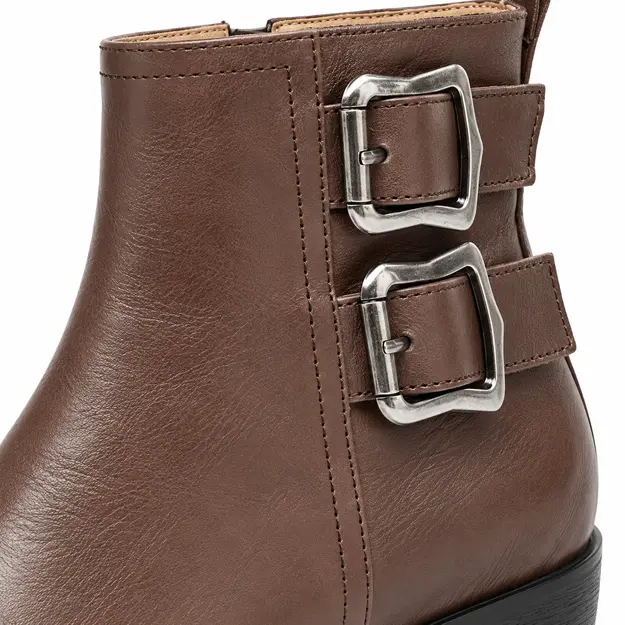 bottines femme en cuir fourrees a boucle 5 cm marron fourre detail des deux boucles argentees 45088