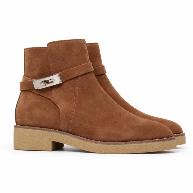 bottines femme marron a bride et semelle basse vue de profil sur fond blanc 45074