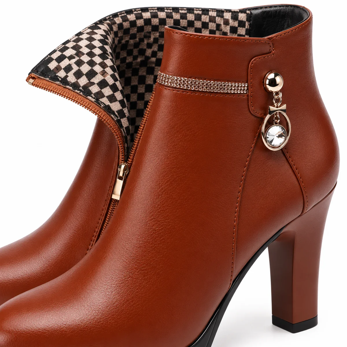 bottines femme marron a haut talon et zip lot18a detail