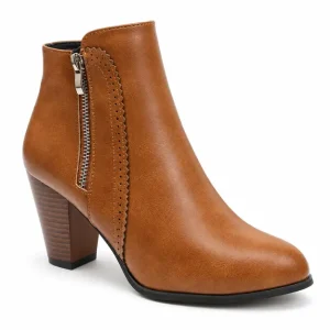 bottines femme marron a talon carre et zip vue de trois quarts sur fond blanc 45053
