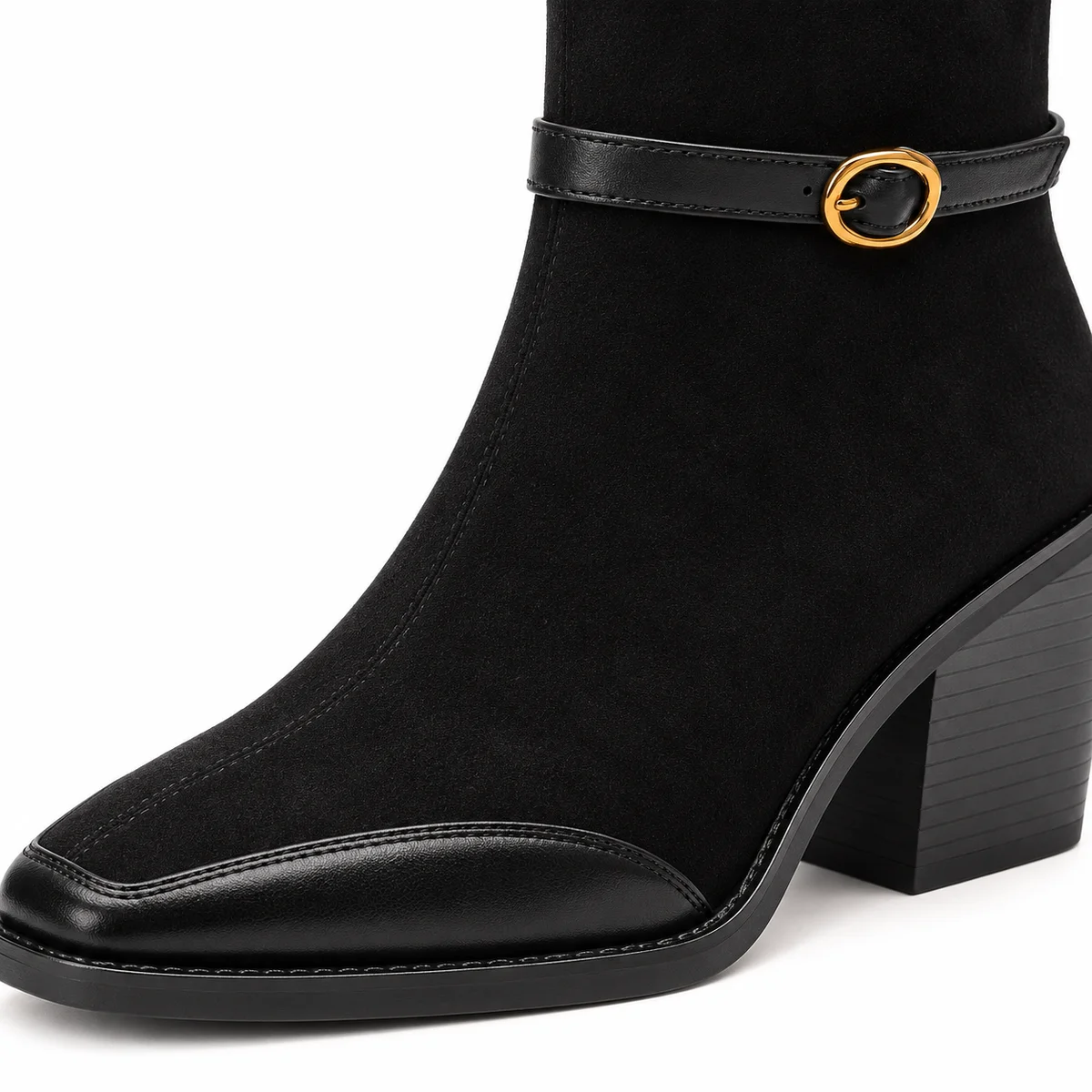 Chaussures femme bottines noires tendance avec bride fine