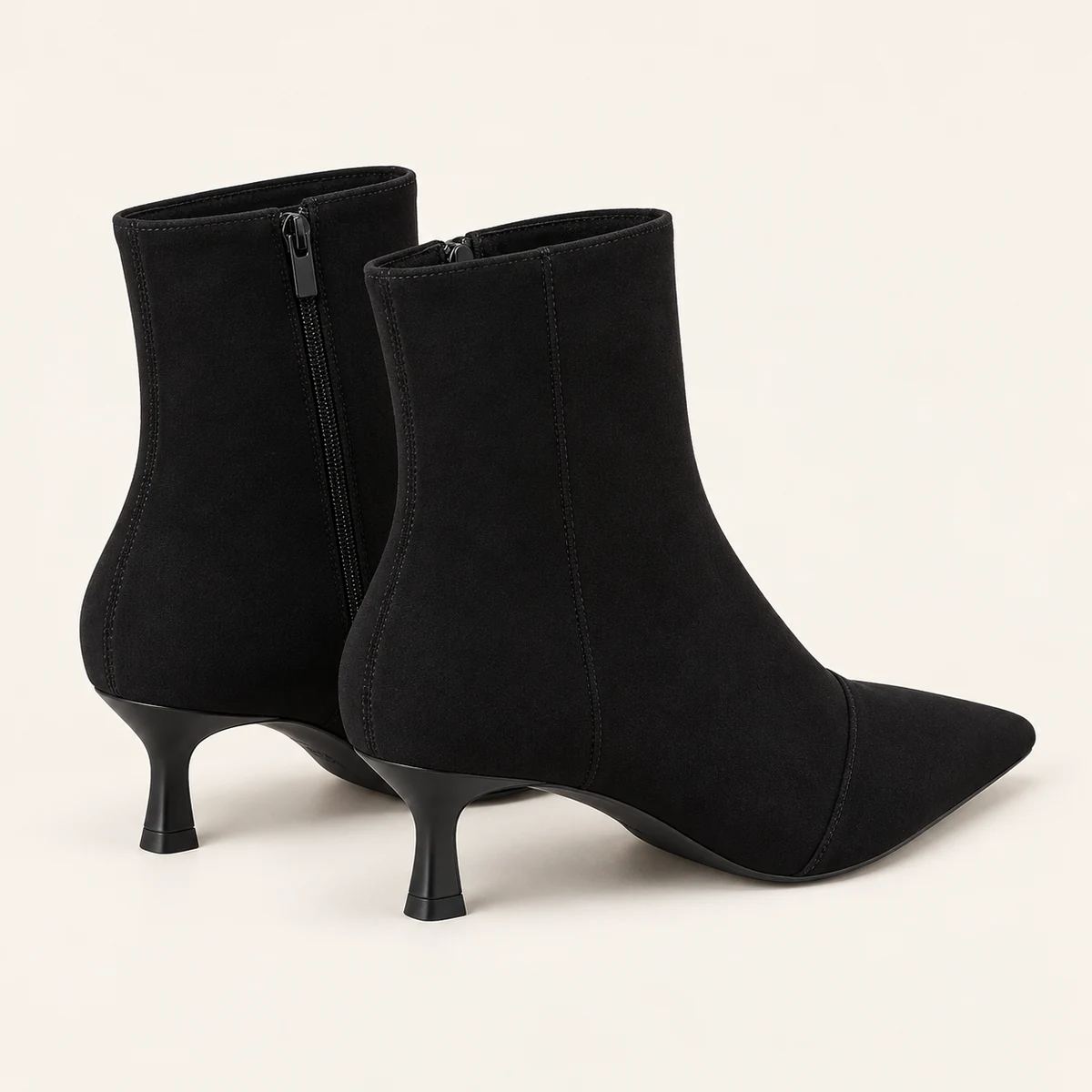 bottines femme noires a bout pointu et petit talon fin vue complementaire