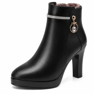 Bottines femmes noires à haut talon avec zip en cuir élégant