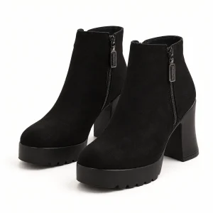 Bottines femme noires à plateforme avec talon carré élégantes et modernes