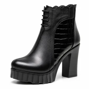 bottines femme noires a plateforme et talon large vue de trois quarts sur fond blanc 45068