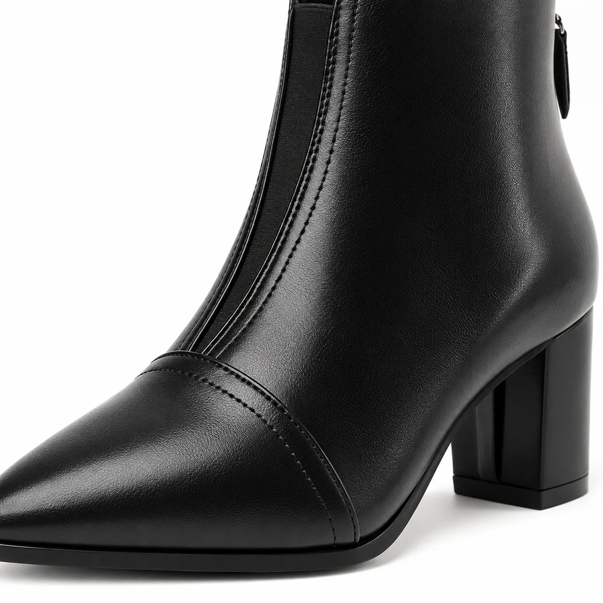 Chaussures femme noires à talon carré avec couture centrale moderne