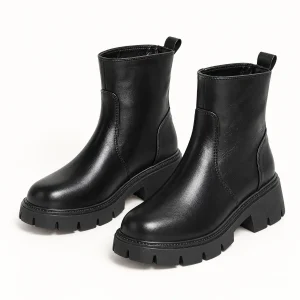 Bottines femmes noires à zip avant avec semelle crantée élégantes