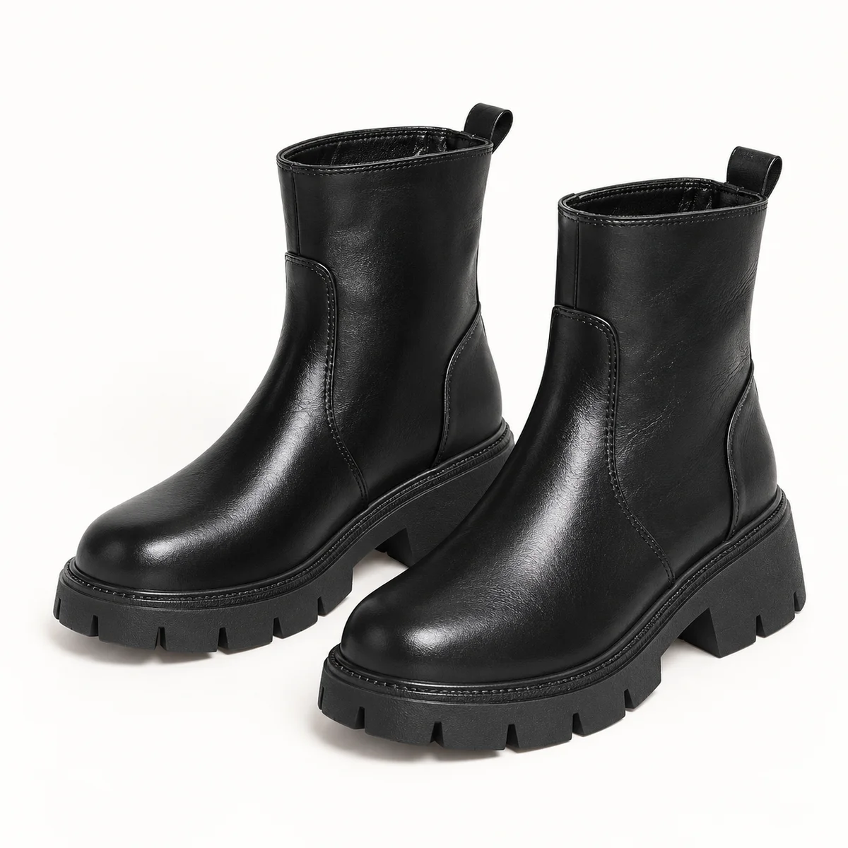Bottines femmes noires à zip avant avec semelle crantée élégantes