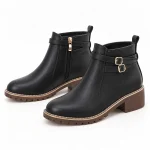 Bottines noires pour femme avec zip et boucle élégante