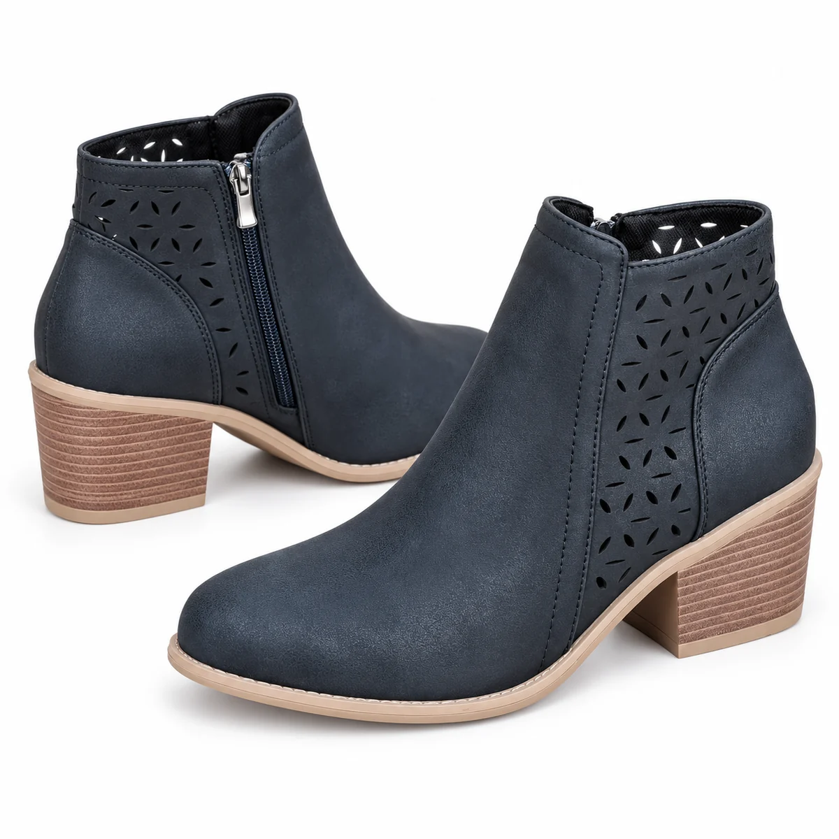 Chaussures femme noires à talon carré avec détails ajourés