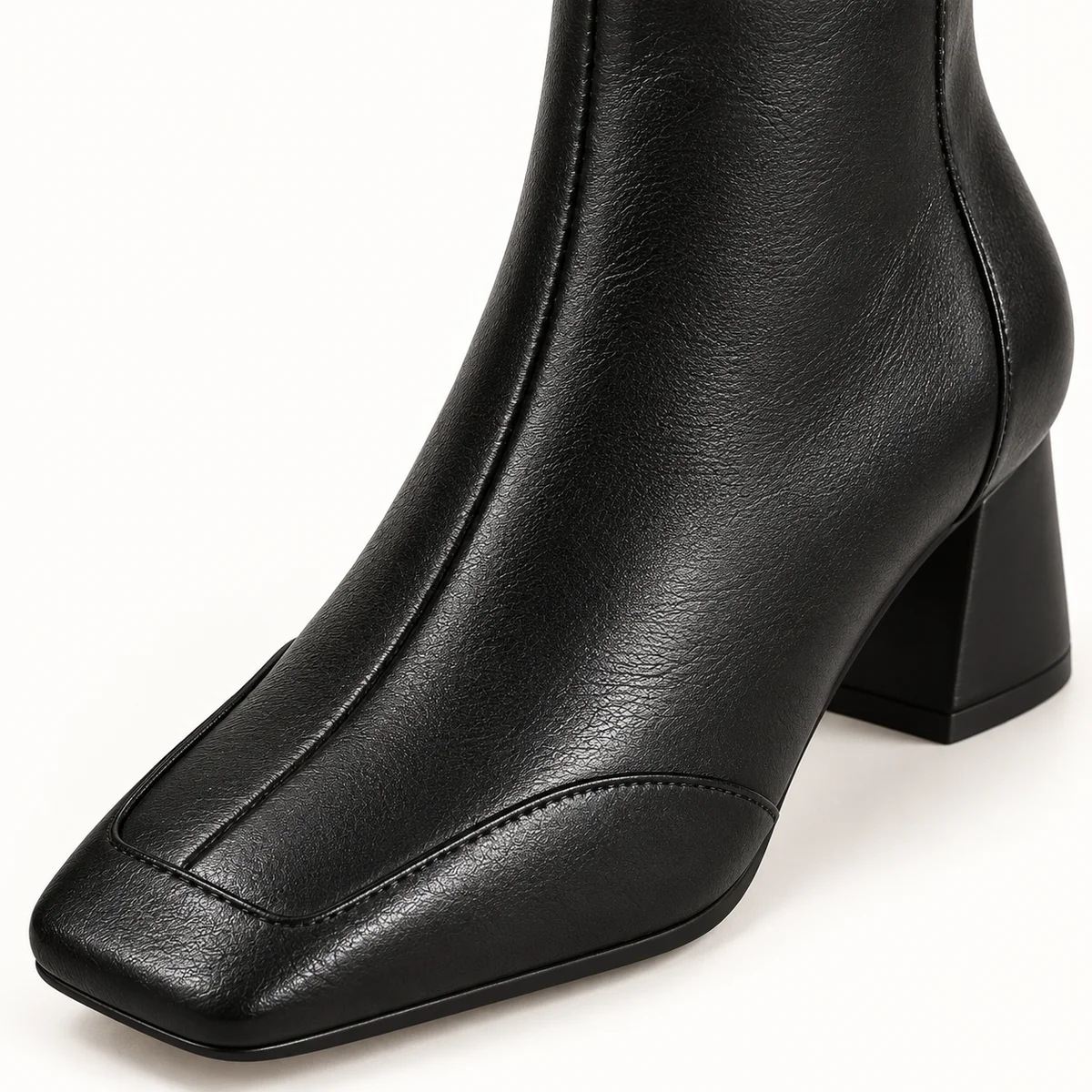 Chaussures d'hiver femme noires à bout carré et doublure fourrée