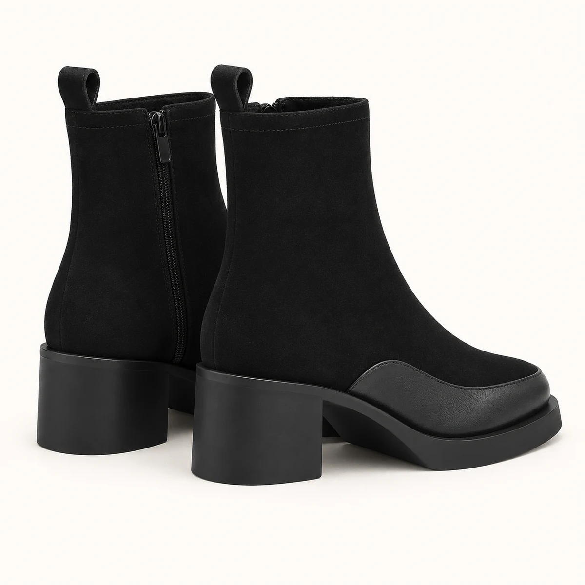 Bottines femme noires fourrées à empiècement lisse et talon carré — vue complémentaire