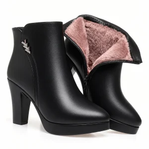 Bottines femme noires fourrées à haut talon carré en cuir élégant