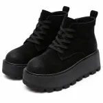 Bottines noires femmes fourrées avec lacets et plateforme crantée élégantes