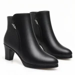 Bottines femme noires élégantes à zip avec talon carré