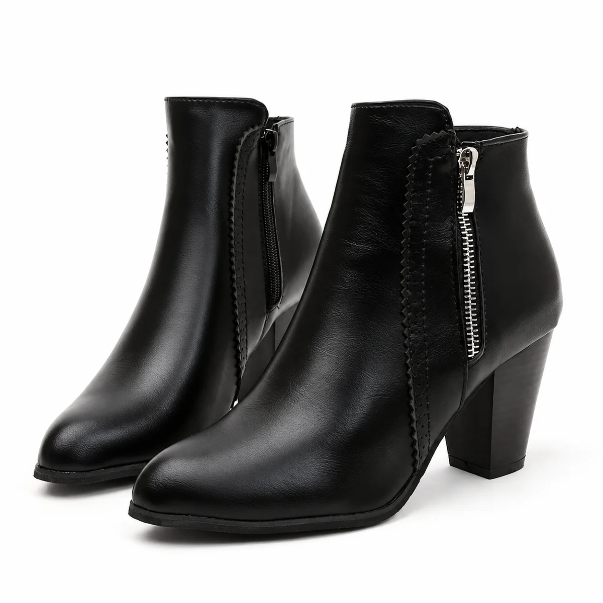 Bottines femme noires à zip à talon carré et finition pointue