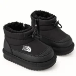 Bottines garçon noires fourrées avec col matelassé pour hiver